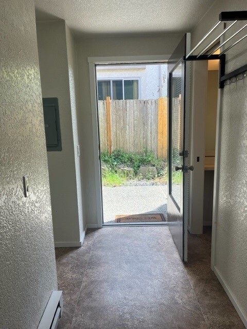 Entryway - 10320 NE 186th St Unit 1