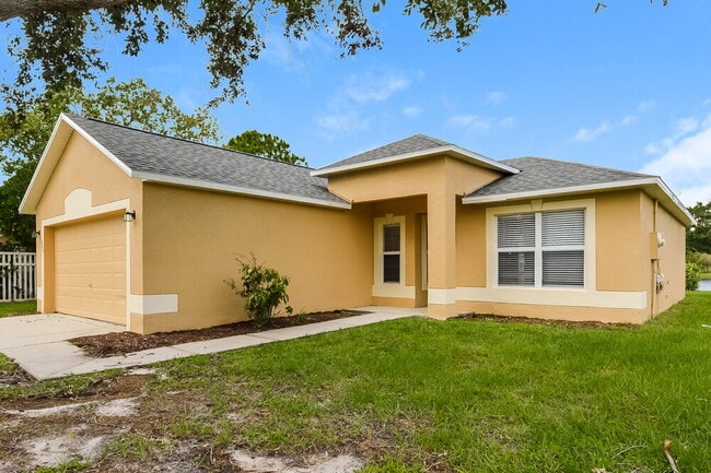 204 McKay Blvd