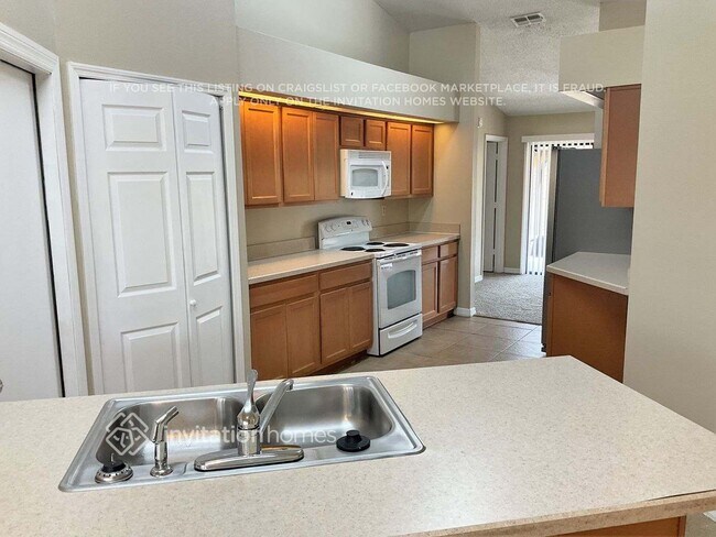 Photo - 250 Bedford Dr