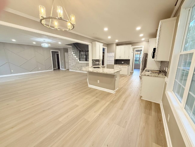 Photo - 2519 Harlington Ln