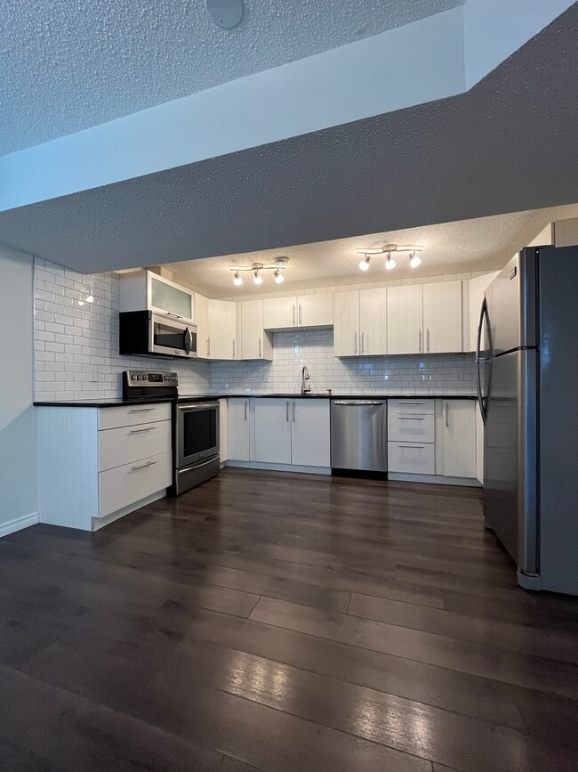 Photo - 8608 Connors Rd NW