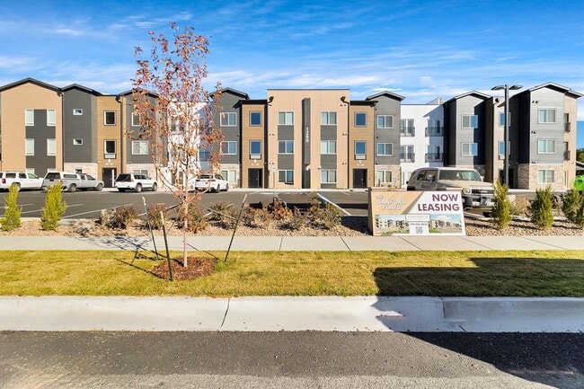 Building Photo - The Bookcliff: Chic 1-Bedroom Retreat: Sop... Unit D104