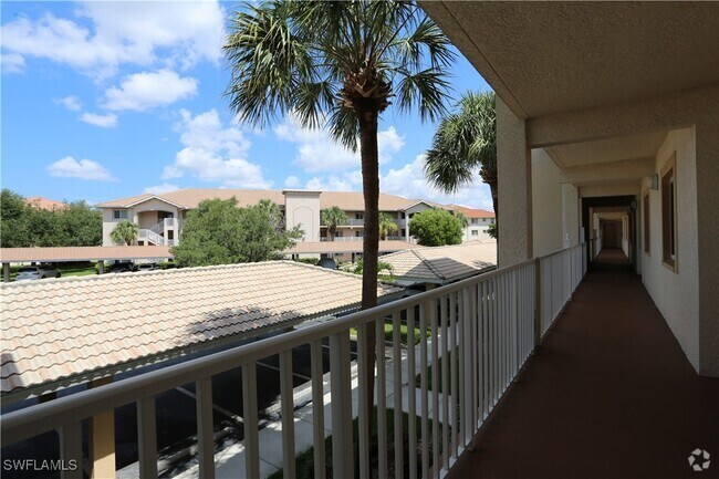 Building Photo - 7811 Regal Heron Cir Unit 4-204 Rental
