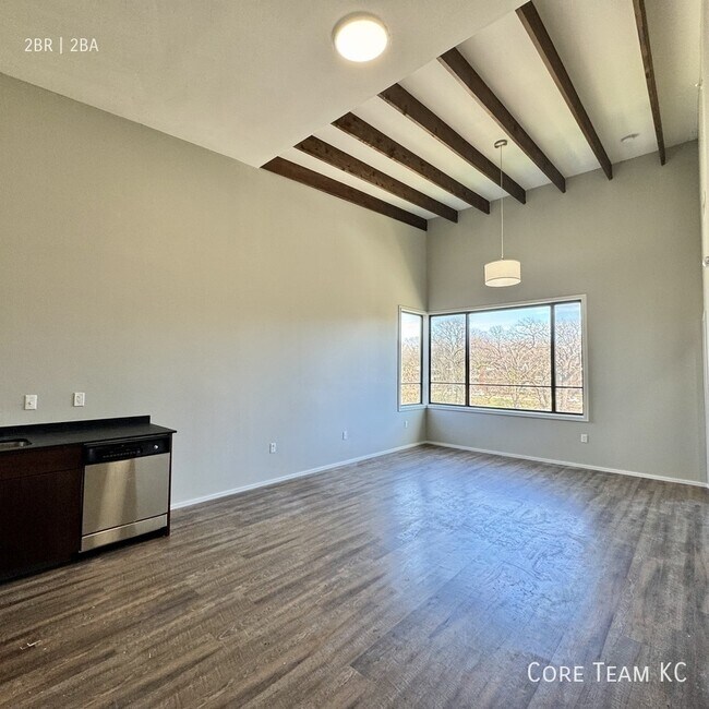 Photo - 3632 Gillham Rd Unit S303