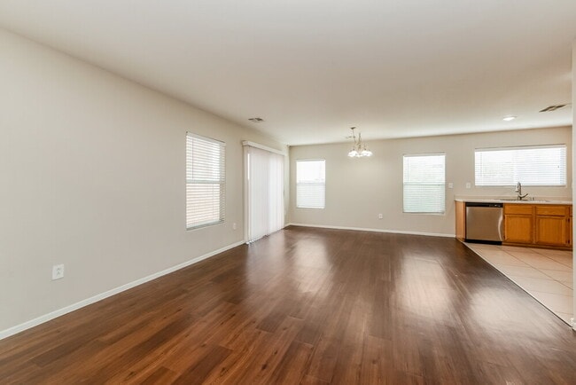 Photo - 4268 Perfect Drift St