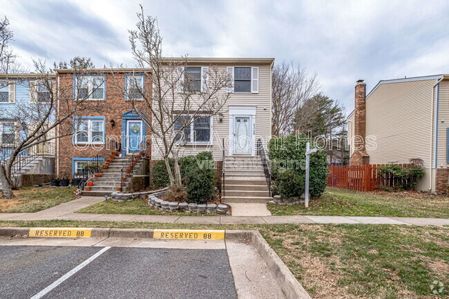 Building Photo - 5328 Larochelle Ct Rental