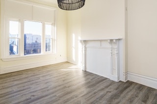 Building Photo - 614-626 W Lake St Unit 614-7