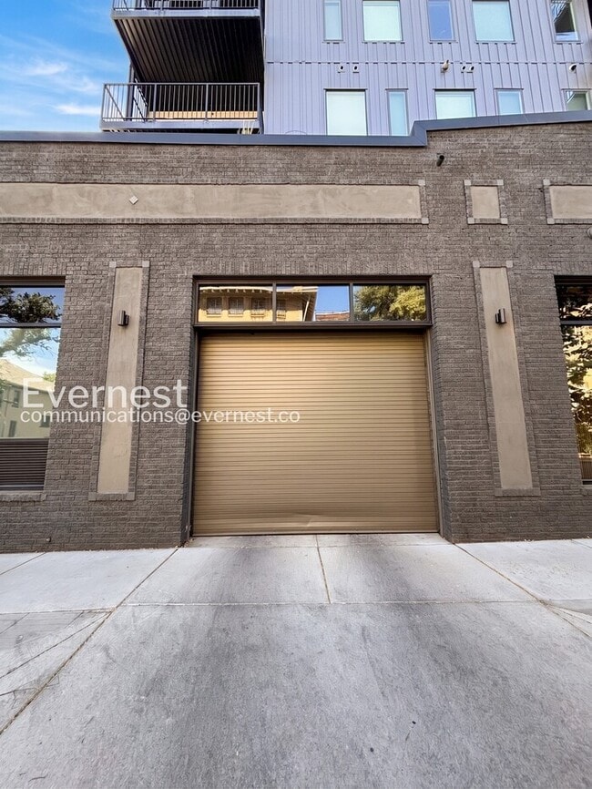 Photo - 1300 N Ogden St Unit 401