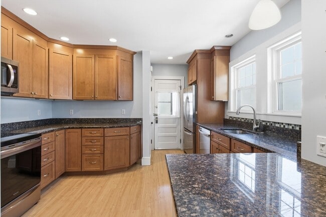 Photo - 7 Clyde Rd Unit 1