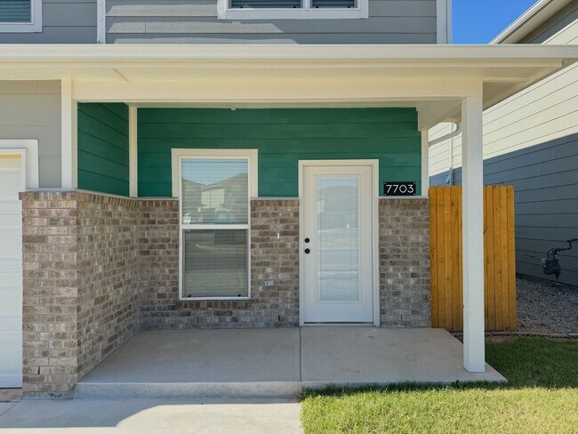 Photo - Brand New Build!