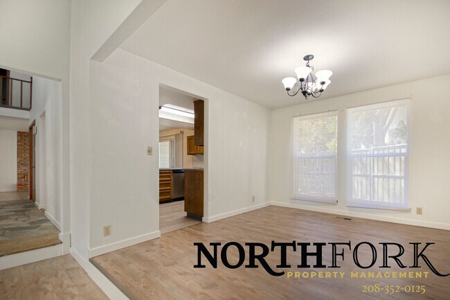 Photo - Cozy Eagle Home