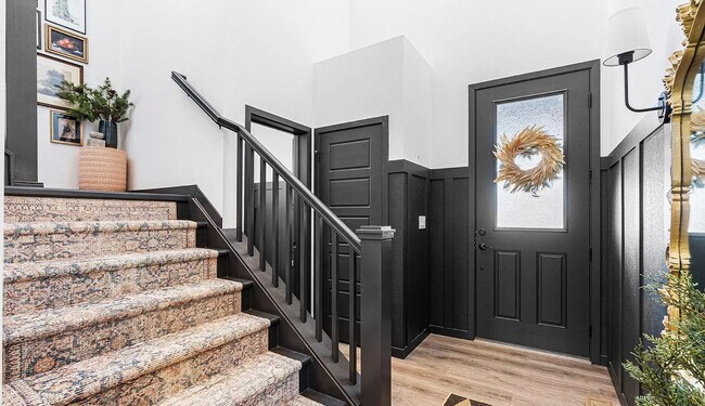 Photo - 1000 Equinox Dr