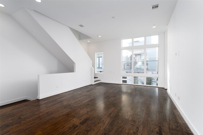 Photo - 5857 E Post Oak Ln