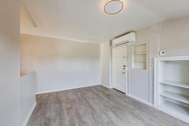 Photo - 159 Emerson St Unit 08