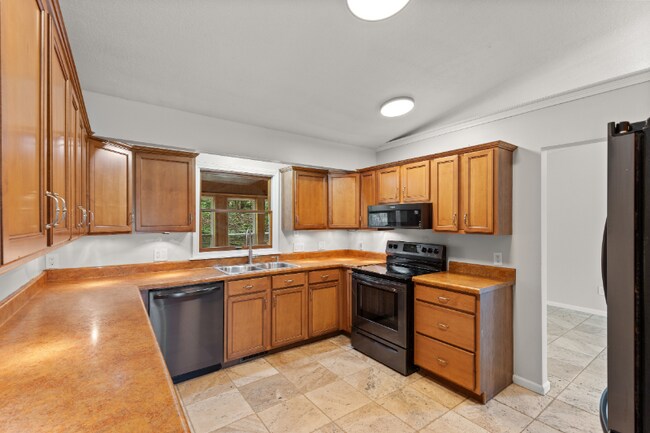 Photo - 120 Windermere Dr