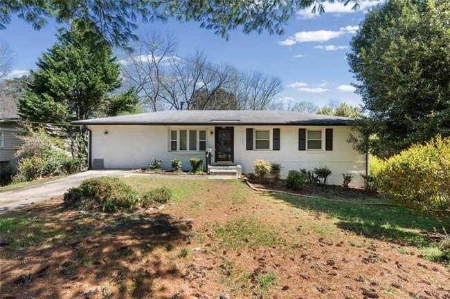 Photo - 2815 Carolyn Dr