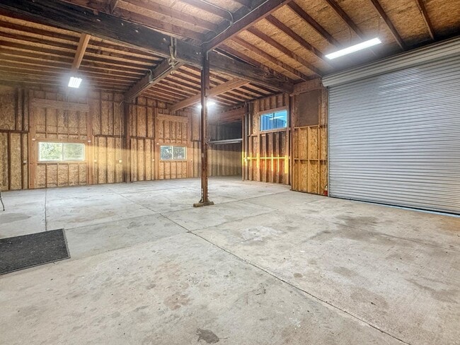 Photo - 2800 Roop Rd