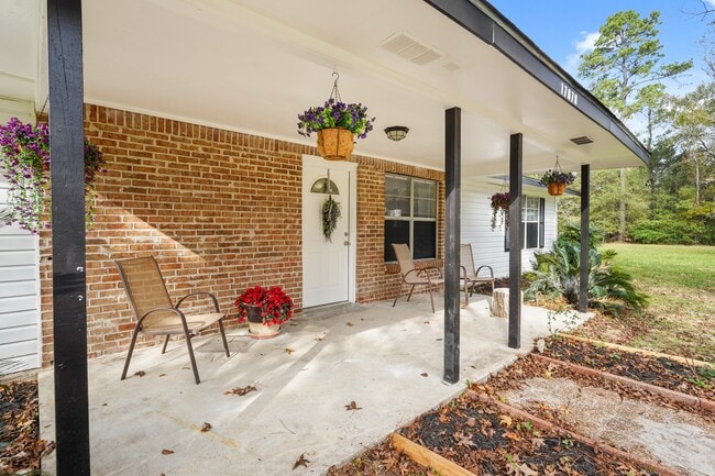 Photo - 17078 Oak Grove Ln