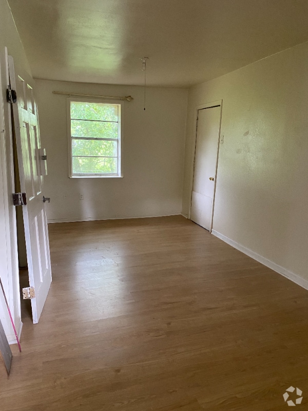 Building Photo - 3539 Oliver St Rental