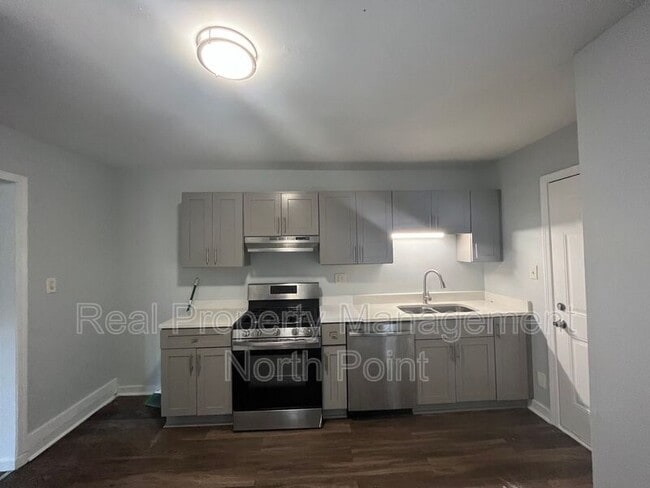 Photo - 466 Birney St NE Unit 466