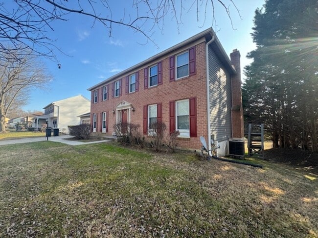 Photo - 8310 Chestnut Farm Ln