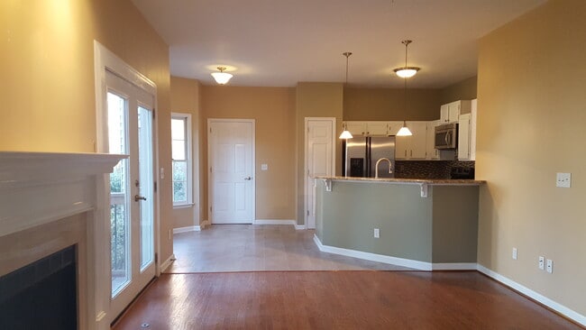 Photo - 508 Caselton Ct