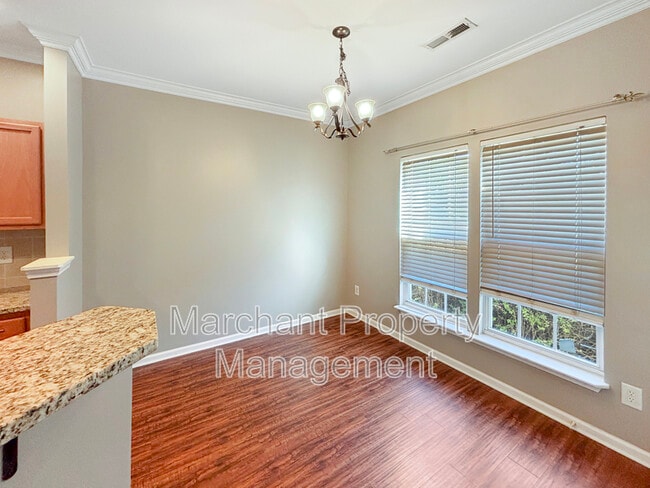 Photo - 306 Moonstone Dr