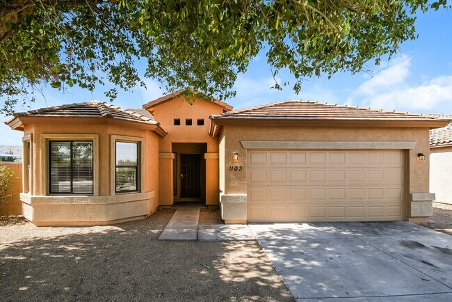 Photo - 1103 W Vineyard Rd House
