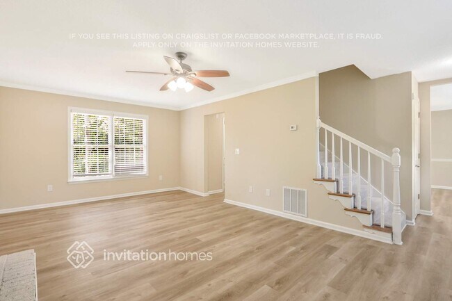 Photo - 300 Birch Creek Cir