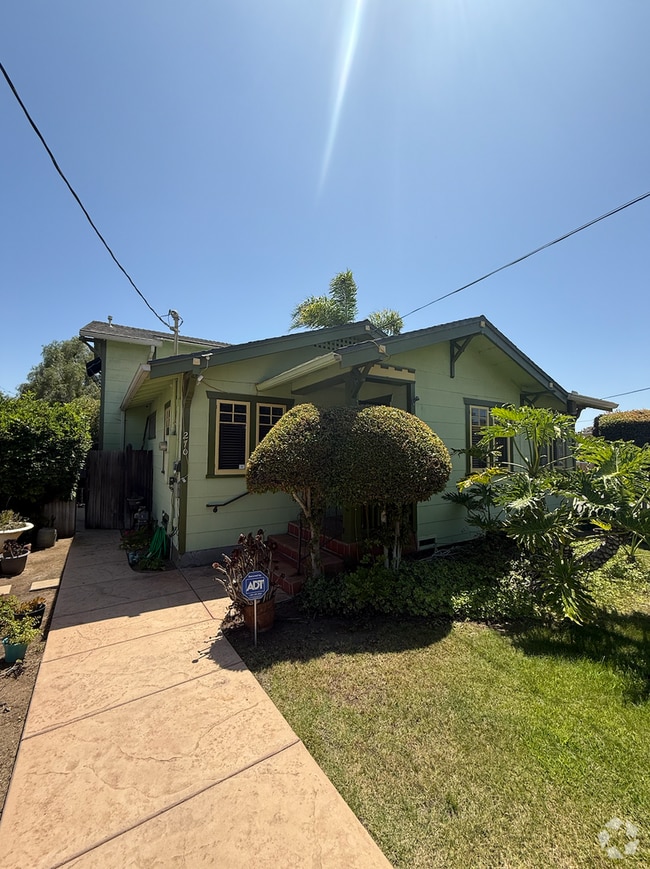 Building Photo - Chula Vista 4.5 Bedrooms and 3 Bathrooms -... Rental