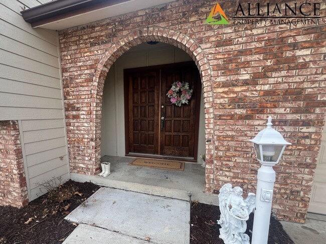 Photo - Beautiful Home with Easy Access to Ft. Riley!