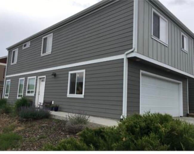 Building Photo - 1017 Clockworks Ln