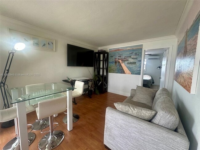 Building Photo - 6780 SW 44th St Unit 13