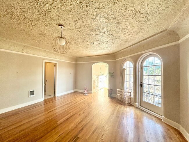 Photo - 711 NE Randall Ave Unit 307