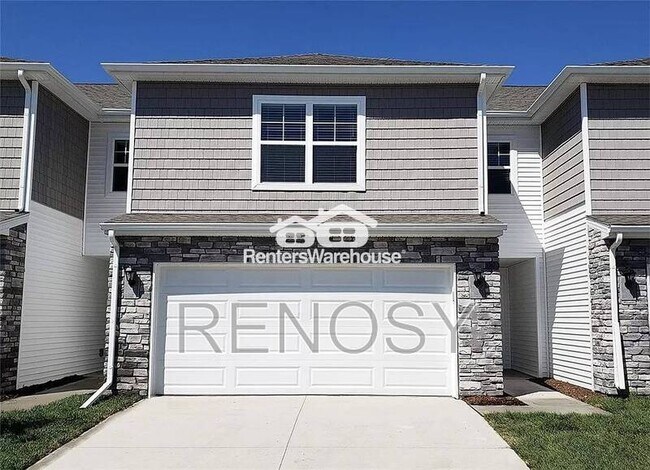 Building Photo - 2124 Bugge Dr