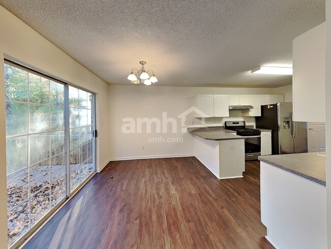 Photo - 5705 Wandering Vine Trl SE