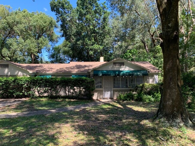 Photo - 1206 E Hanna Ave