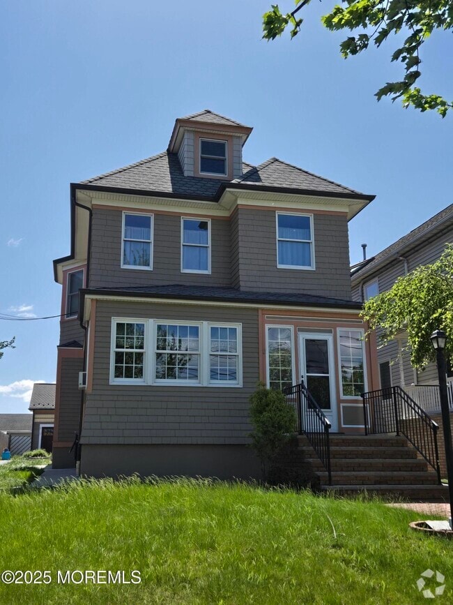 Building Photo - 510 Belgrove Dr Rental