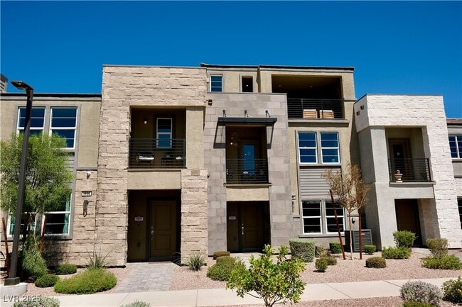 Building Photo - 1168 Heliodor Ave Rental