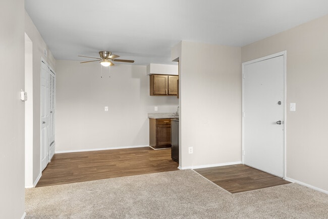 Comedor - 1/1 Deluxe - Huntington on the Hill