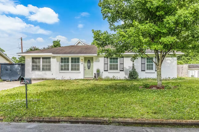 Photo - Horne Pl Main House