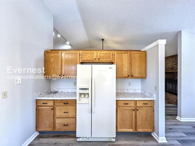 Photo - 2650 Cornwall Ct