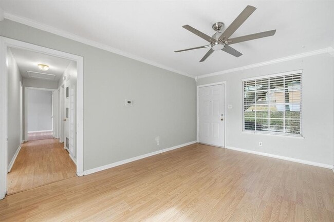 Photo - 3007 Kinney Ave