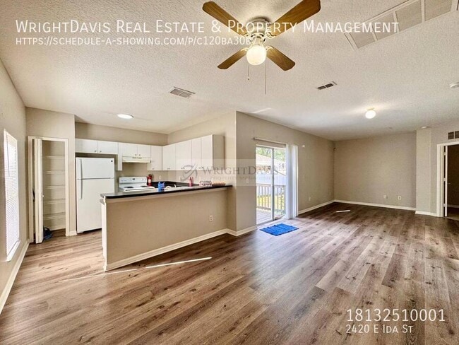 Photo - 2420 E Ida St