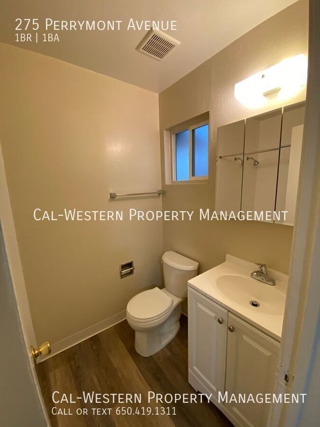 Photo - 275 Perrymont Ave