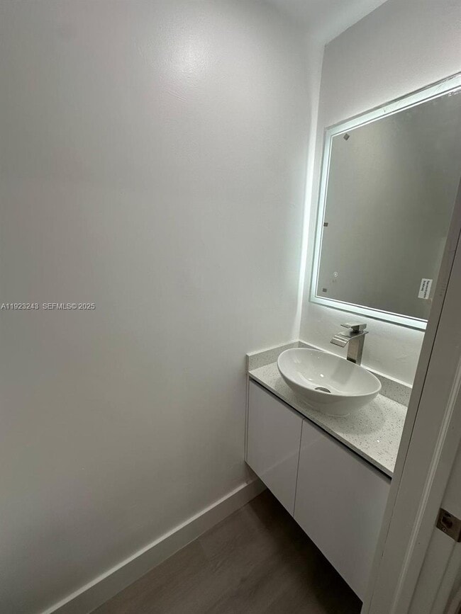 Photo - 12045 SW 18th St