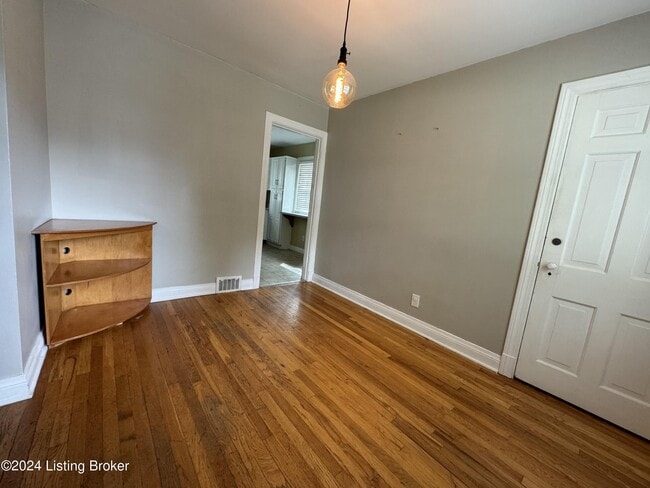 Photo - 249 Norbourne Blvd