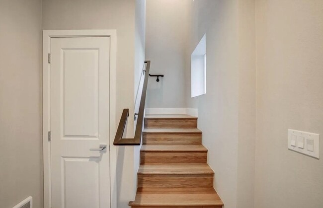 Photo - 3816 Zenobia St