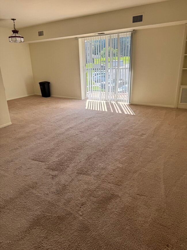 Photo - 930 Cricklewood Dr Unit Toftree Apartment