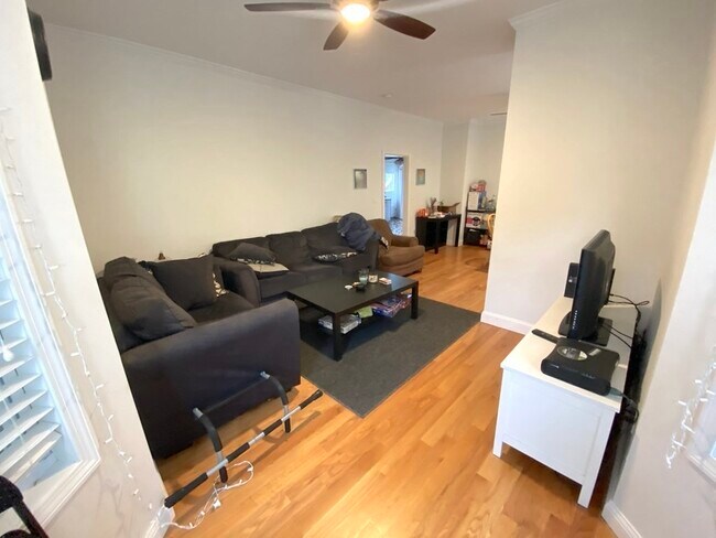 Photo - 16 Watson St Unit 2
